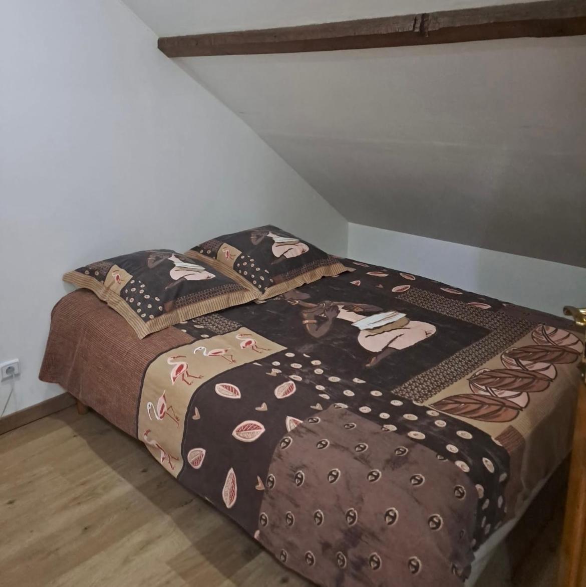 קורטונה Maison Centre Courtenay מראה חיצוני תמונה